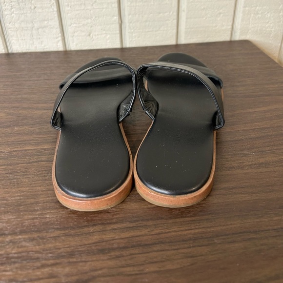 Cole Haan Findra II Sandals, size 7B. - Picture 4 of 8